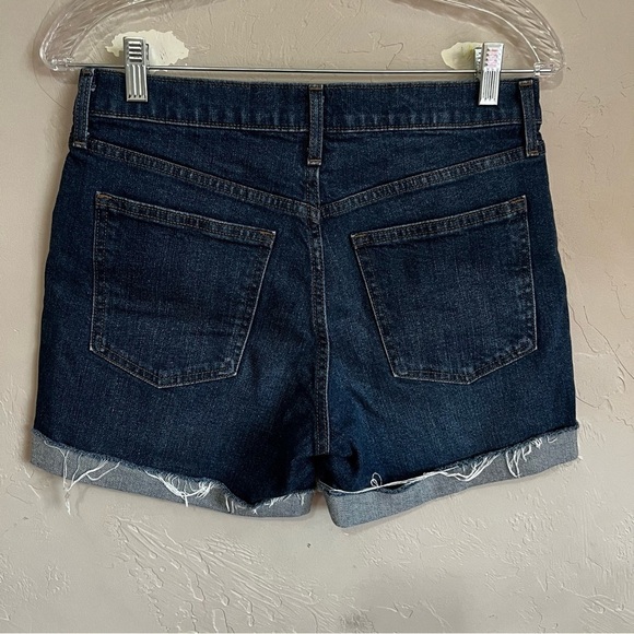 Gap 5 in Dark Wash Cuffed Denim Shorts - Picture 5 of 7